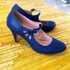 Chase + Chloe Dark Blue Three Inch Mary Jane Heels